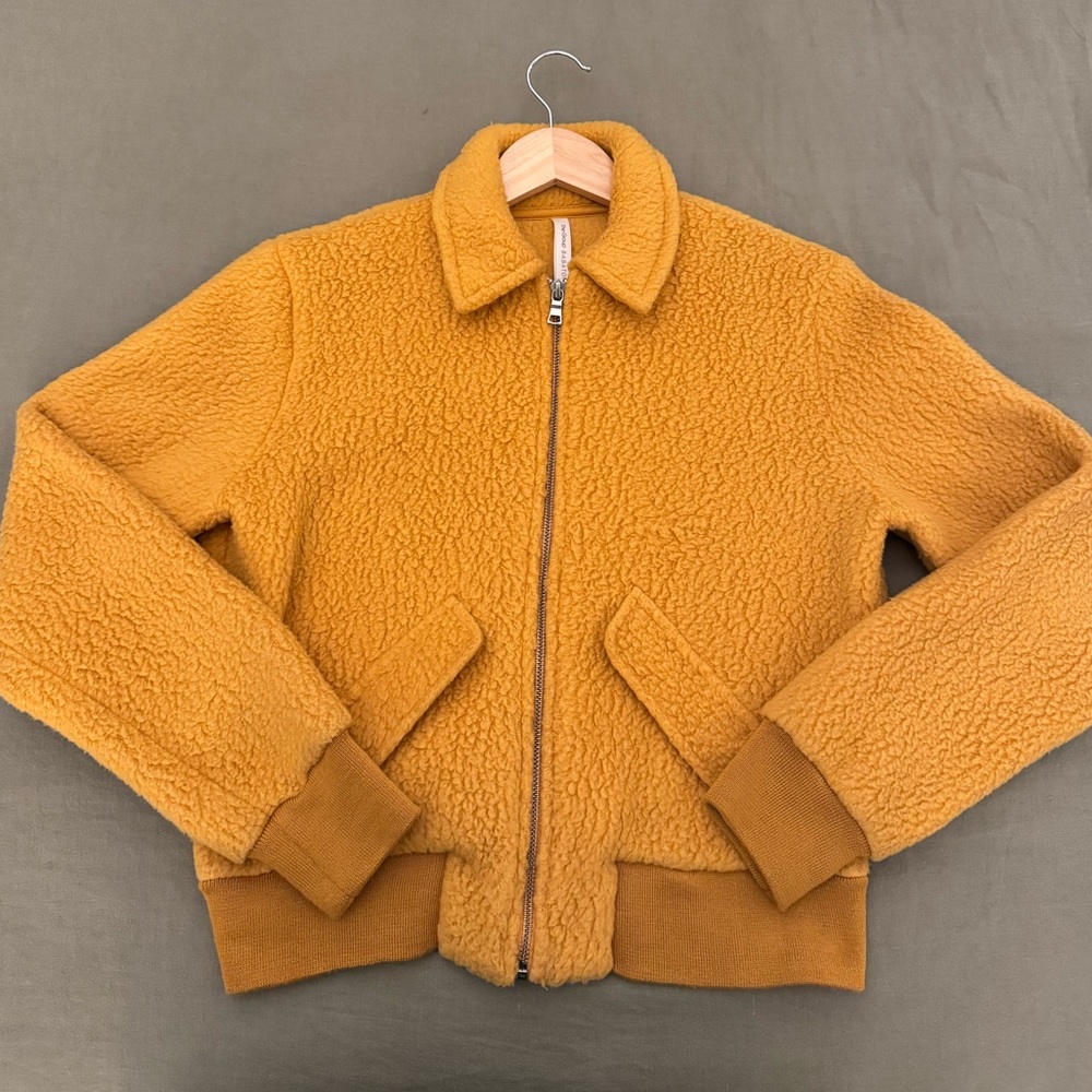 Aritzia Group by Babaton Yellow Cropped Teddy Zip-up Jacket (Small)